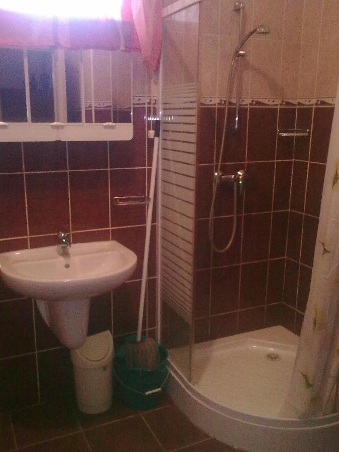 Hutter Vendeghaz Hotel Szantod Bagian luar foto