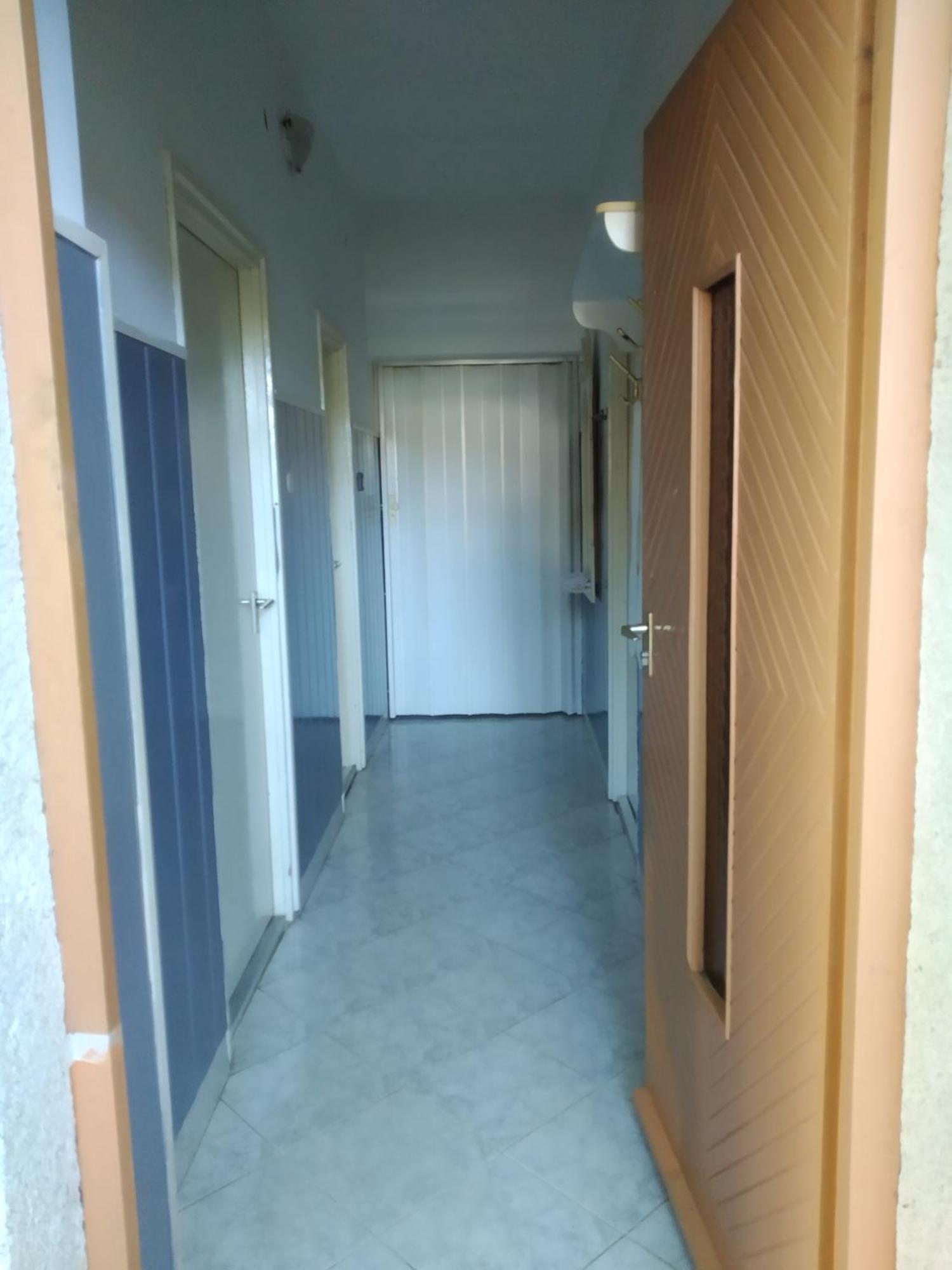 Hutter Vendeghaz Hotel Szantod Bagian luar foto