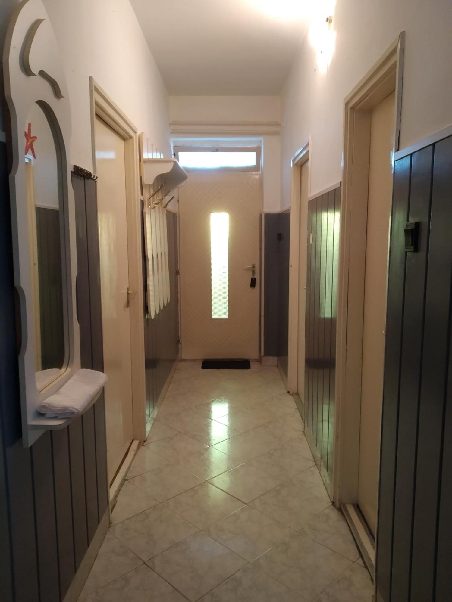 Hutter Vendeghaz Hotel Szantod Bagian luar foto